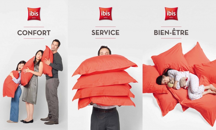 宜必思酒店標志設計，品牌形象設計，廣告設計4