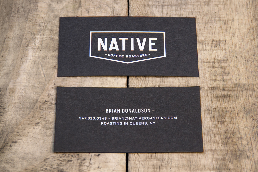 3，2 美國(guó)咖啡烘焙店Native Coffee Roasters 品牌形象設(shè)計(jì) 牛皮紙包裝設(shè)計(jì) 名片設(shè)計(jì) 尚略中國(guó)品牌策劃與廣告公司