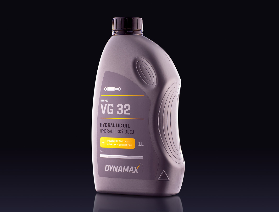 3.Dynamax 潤滑油機油產品油桶包裝造型3D設計-尚略品牌策劃公司與包裝設計公司、廣告設計公司、畫冊設計公司、品牌設計公司