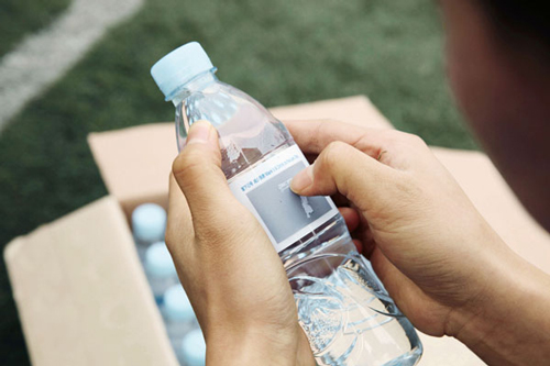 帶涂層環保手寫礦泉水瓶包裝設計1-尚略廣告品牌策劃公司與包裝設計公司