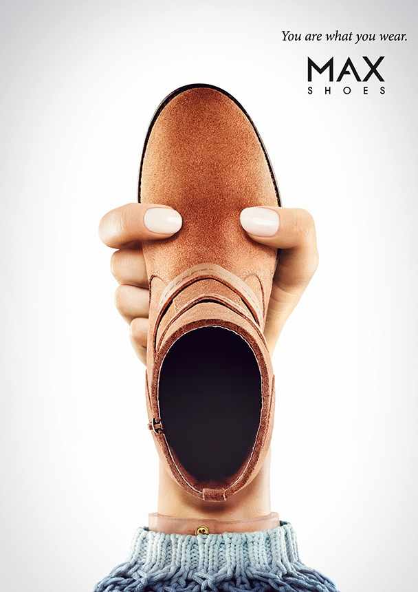 上海廣告設(shè)計(jì)公司——MAX Shoes 麥斯鞋業(yè)鞋子平面廣告創(chuàng)意設(shè)計(jì)——休閑翻皮皮鞋廣告