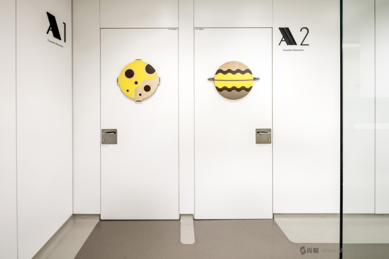 西班牙兒童腫瘤醫院Atencions內部空間品牌形象設計與導視設計10