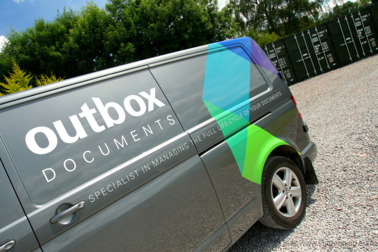 上海VI設計公司-Outbox 文件倉儲管理公司vi設計-汽車車身圖案設計26