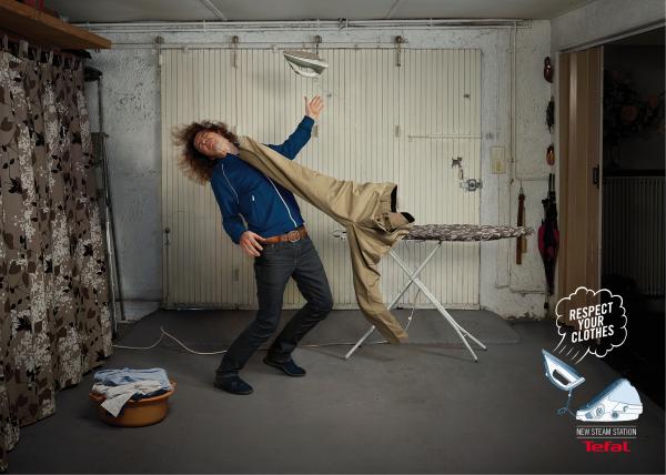 Tefal特福電熨斗“尊敬衣服”篇平面廣告創(chuàng)意設(shè)計(jì)1－腳踢篇