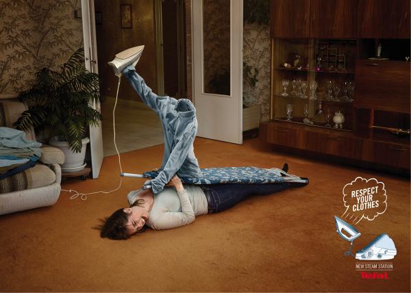 Tefal特福電熨斗“尊敬衣服”篇平面廣告創(chuàng)意設(shè)計(jì)3－擊打篇
