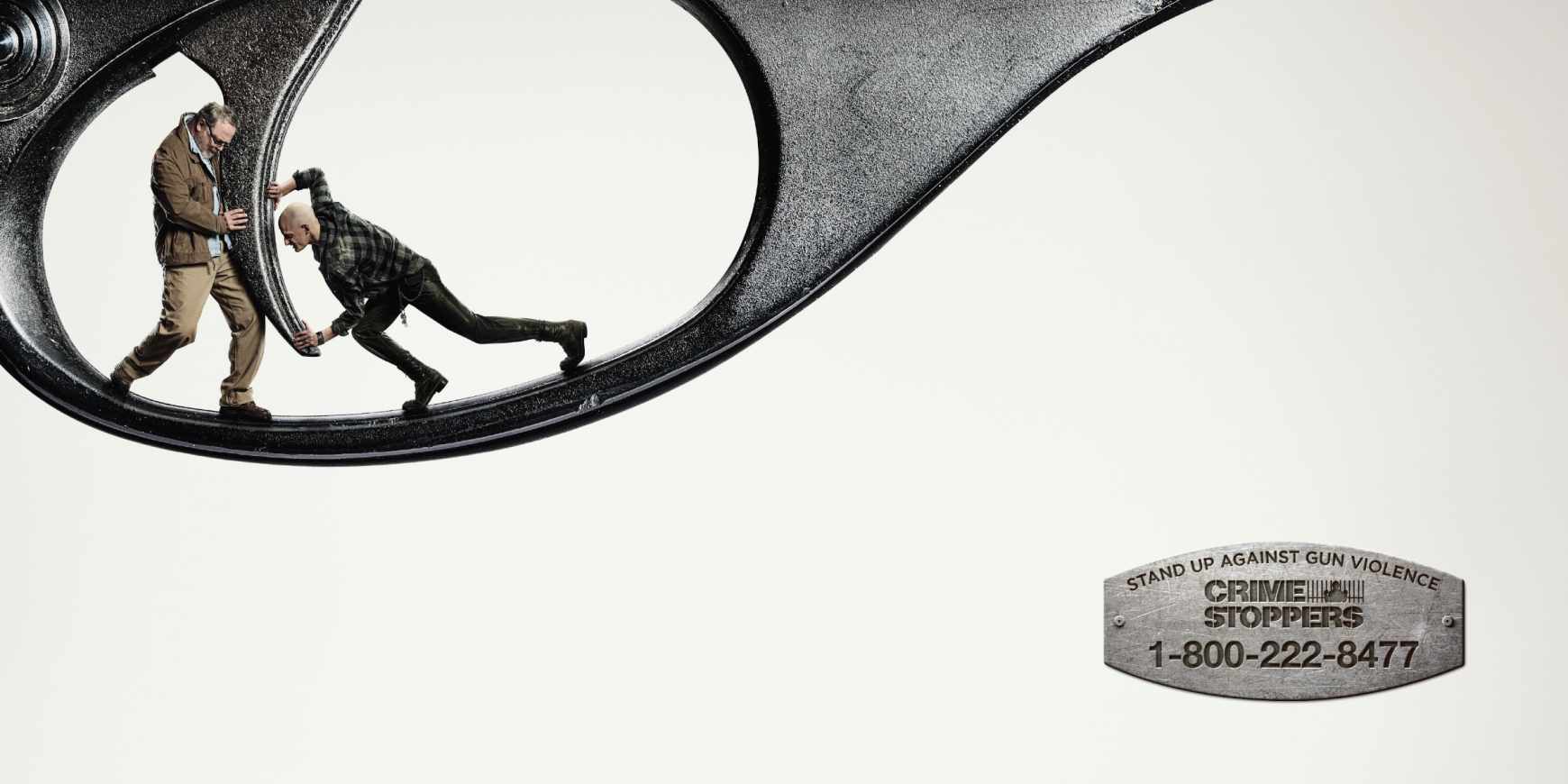 溫哥華報警熱線手槍篇公益平面廣告創意設計1