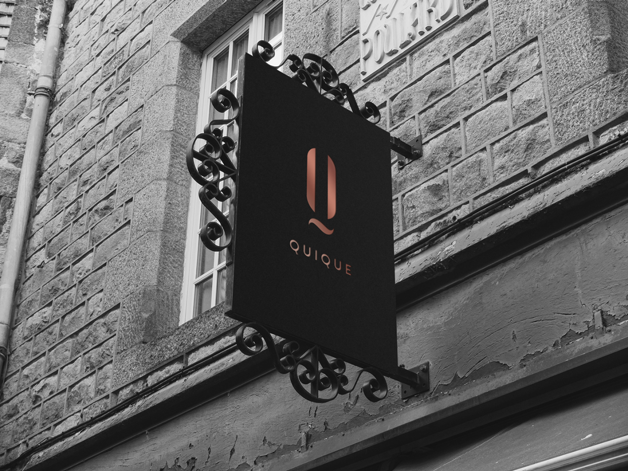 13.法國Quique化妝品門店店招設計