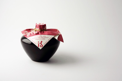 poet詩人20年陳白酒磨砂瓶黑瓶包裝設計5