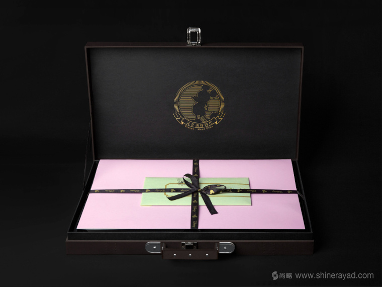 Disney迪斯尼“民國范”月餅產(chǎn)品創(chuàng)意剖析與包裝插畫設(shè)計(jì)欣賞19