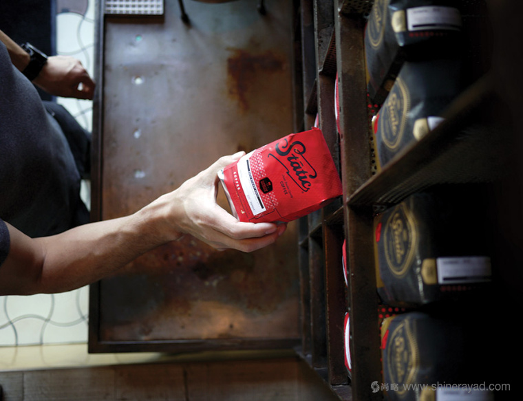 Static Coffee 袋裝咖啡豆咖啡紅黑包裝設計14