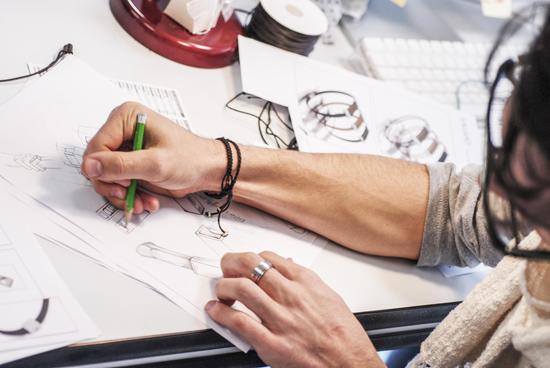 創(chuàng)意設(shè)計師的生存法則系列二：將想法賦予生命，變成現(xiàn)實(shí)