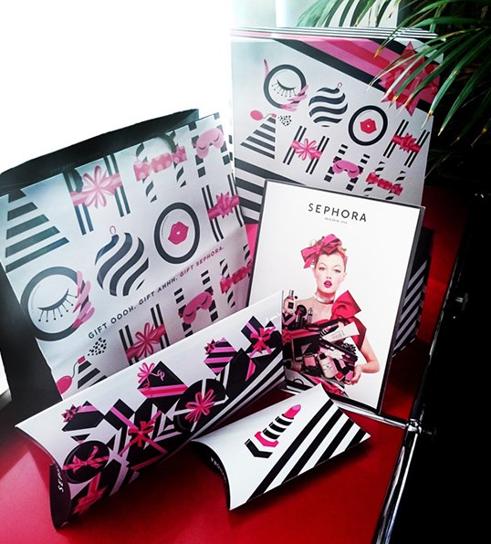 絲芙蘭化妝品2014年的節(jié)日包裝設(shè)計--上海包裝設(shè)計公司