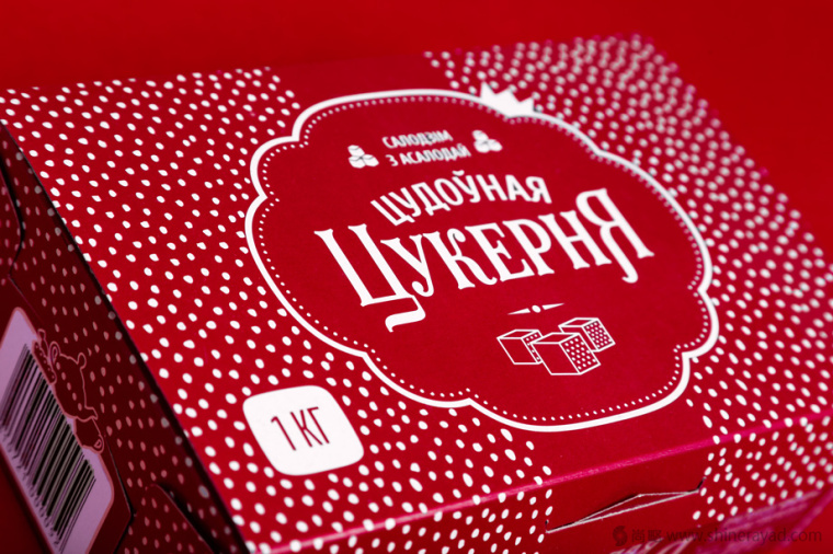 上海包裝設(shè)計公司設(shè)計欣賞點評：紅色裝 TSUKERNYA 咖啡方糖砂糖包裝設(shè)計4