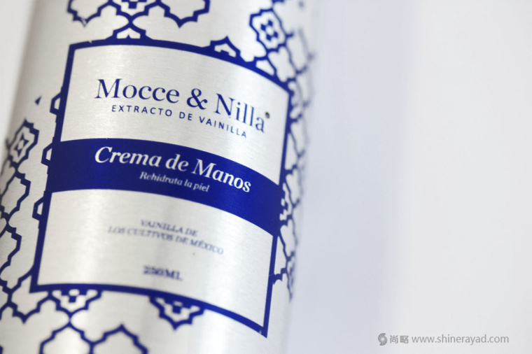 青花瓷風(fēng)格 Mocce & Nilla 化妝品護(hù)膚品包裝設(shè)計(jì)-上海包裝設(shè)計(jì)公司設(shè)計(jì)欣賞8