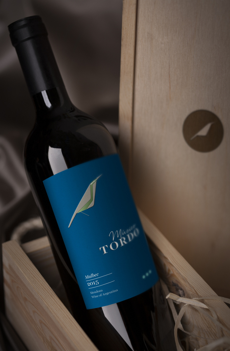 上海包裝設計公司設計欣賞：EL TORDO 葡萄酒包裝設計2