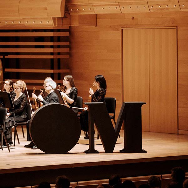 音樂品牌設計-OM大都會管弦樂隊新logo設計與VI視覺形象識別設計