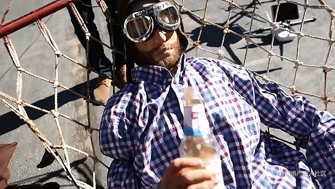 戶外營銷推廣活動——格魯吉亞啤酒惡搞營銷“無人機高空吊床”篇