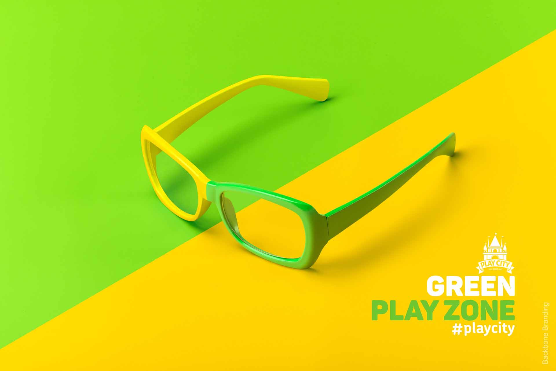 矢量圖畫風格Play City 娛樂公園vi形象設計——展現游戲與現實交融