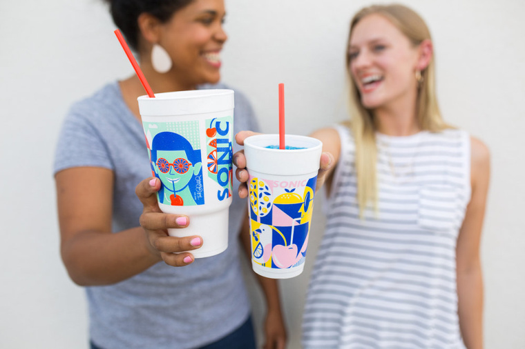 時尚餐飲品牌設計-Sonic外賣飲料杯餐飲盒子包裝設計，給您深深的夏日懷念