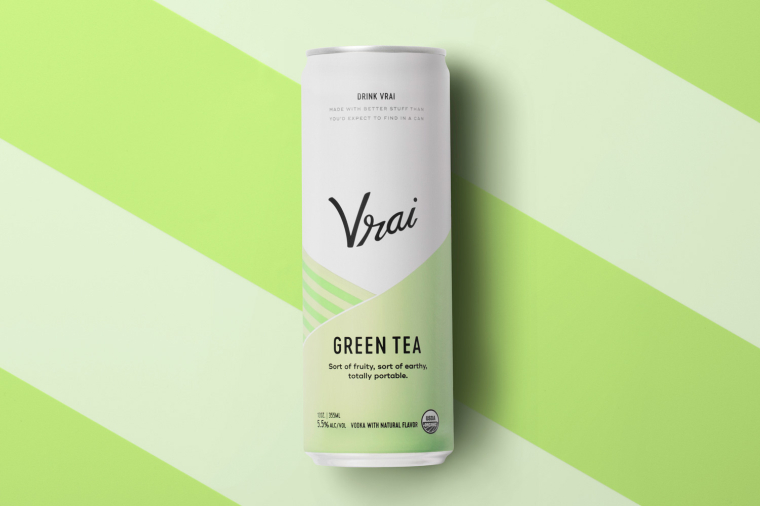 Vrai 品牌灌裝伏特加雞尾酒包裝設計清爽“V”字母版式