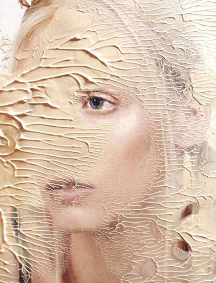 2018年最佳平面設(shè)計(jì)趨勢-終極指南-“毀滅”圖片效應(yīng)