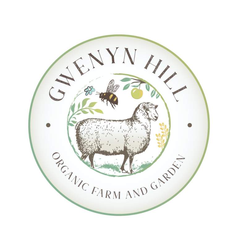 展示農產品及勞動成果的農場logo-上海logo設計公司