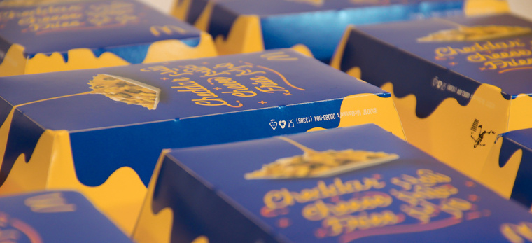 麥當勞漢堡薯條奶酪外賣食品套餐包裝設計-上海包裝設計公司