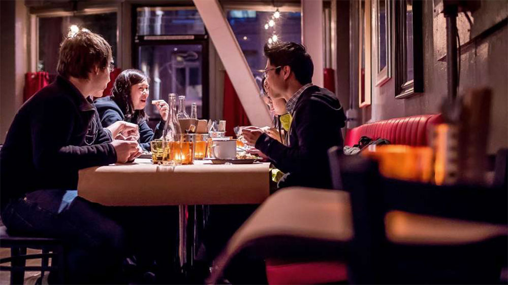 Starboard餐廳餐飲品牌形象設計－充分創意，復古和手繪的藝術風格－上海品牌設計公司