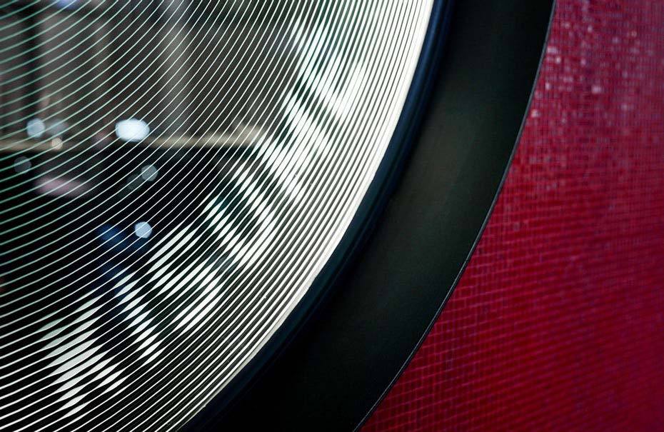 2018年9個創新的標志設計趨勢-創新印刷技巧