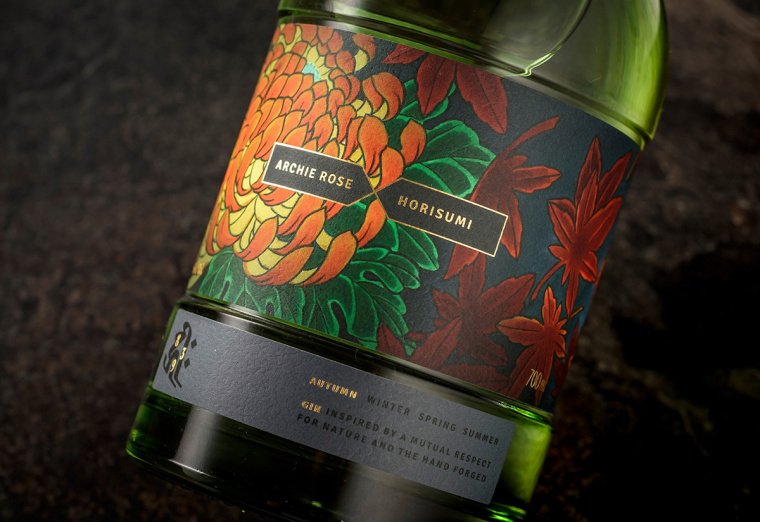 日式菊花楓葉插畫篇Archie Rose 杜松子酒包裝設計-上海包裝設計公司包裝欣賞