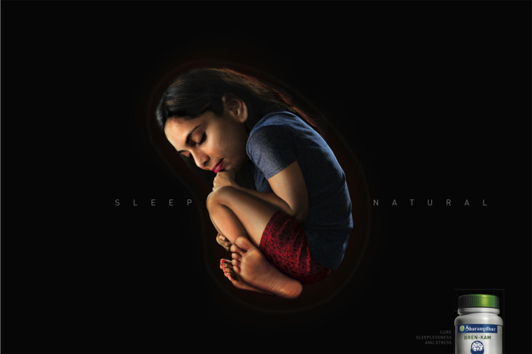 印度Sharandhar安眠藥平面創意廣告“胎兒睡眠”篇-上海尚略品牌策劃設計公司