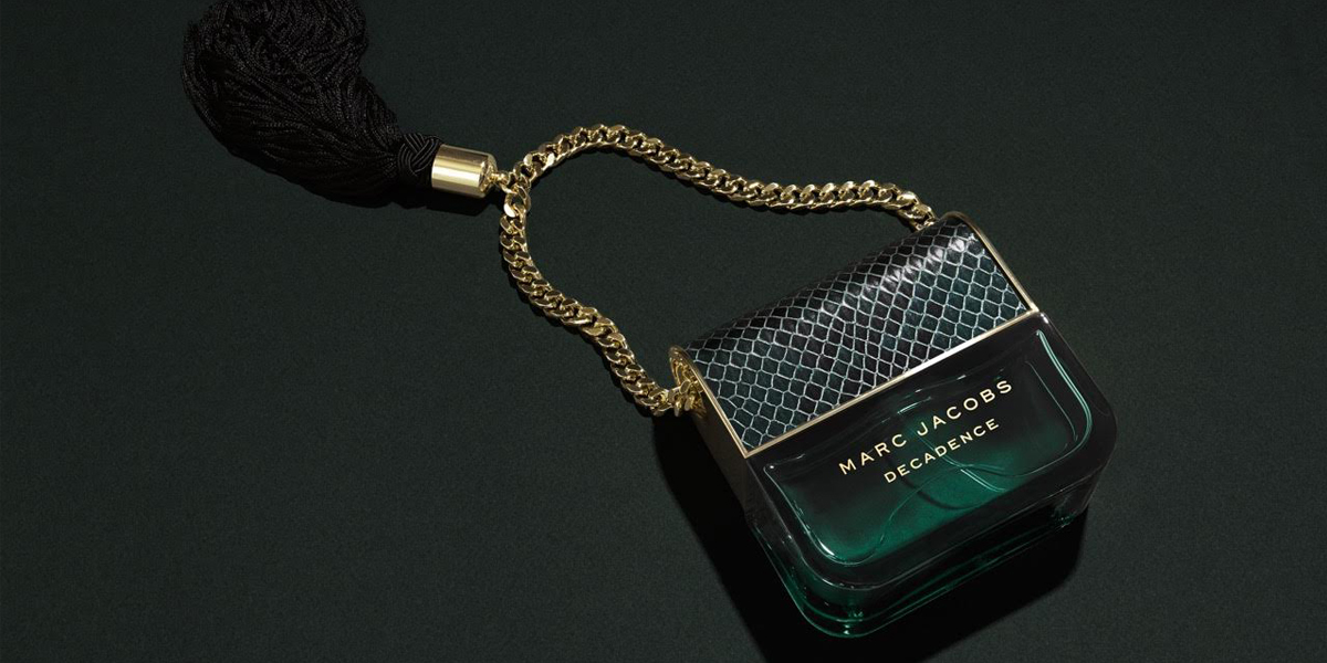 采用蛇皮，金，到翡翠玻璃材質(zhì)的MARC JACOBS 香水包裝設(shè)計(jì)-上海包裝設(shè)計(jì)公司