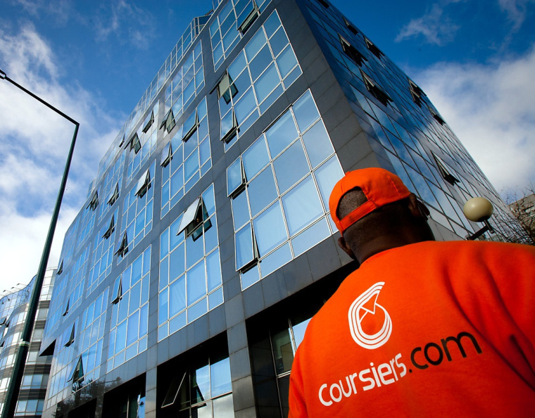 Coursiers快遞公司品牌形象設計-VI設計-上海品牌設計公司