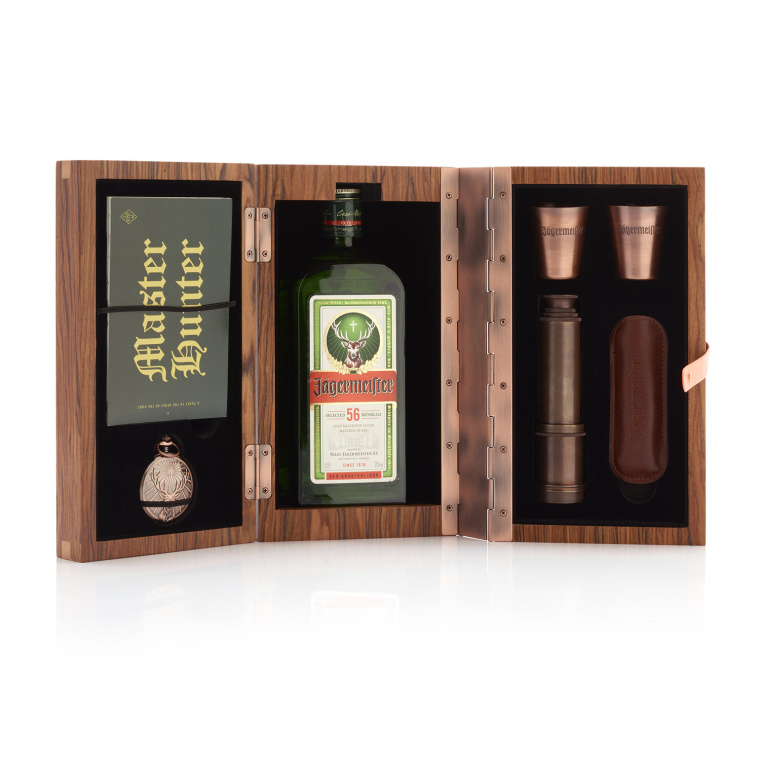 J?germeister VIP Founders Kit洋酒木制禮盒包裝設(shè)計-上海包裝設(shè)計公司 J?germeister VIP Founders Kit洋酒木制禮盒包裝設(shè)計-上海包裝設(shè)計公司