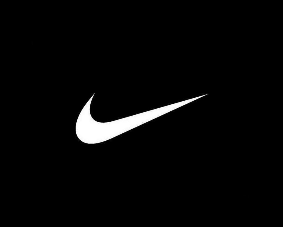 標志性的耐克Swoosh logo