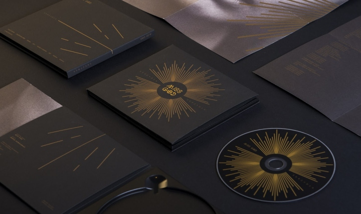 上帝小姐CD音樂專輯封面印金包裝設計-上海包裝設計公司欣賞