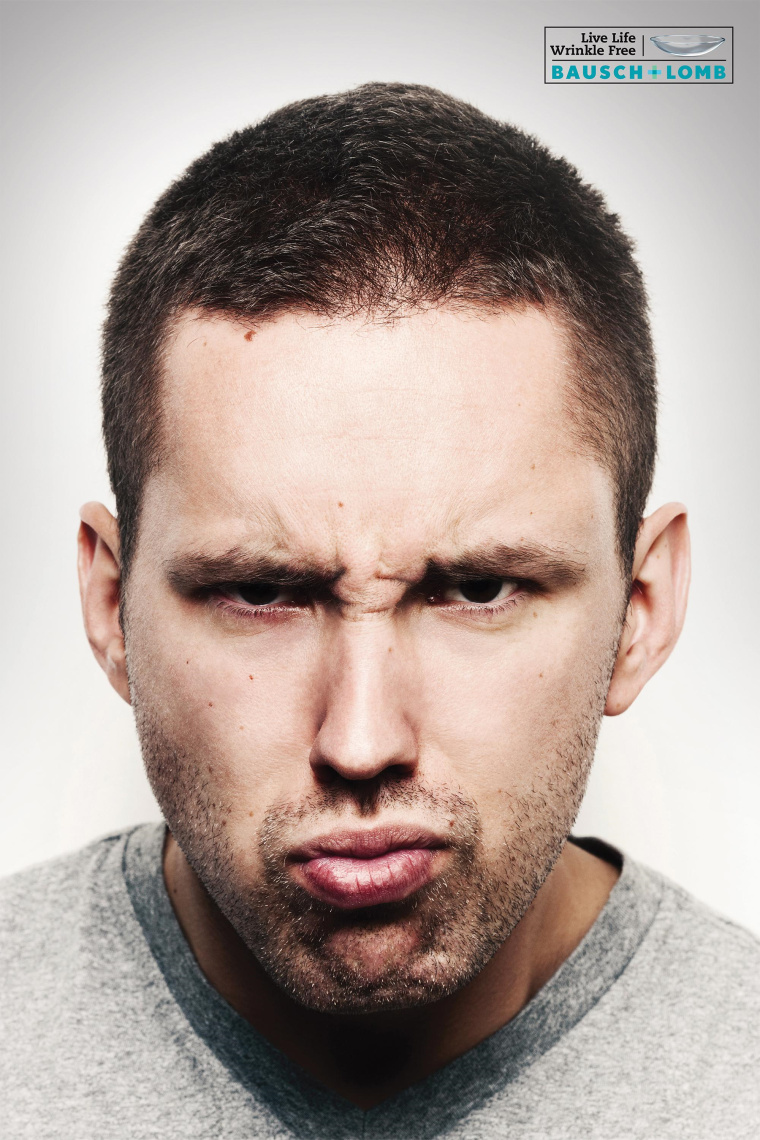 博士倫隱形眼鏡平面廣告創(chuàng)意設(shè)計(jì)-上海營(yíng)銷策劃公司廣告營(yíng)銷案例欣賞