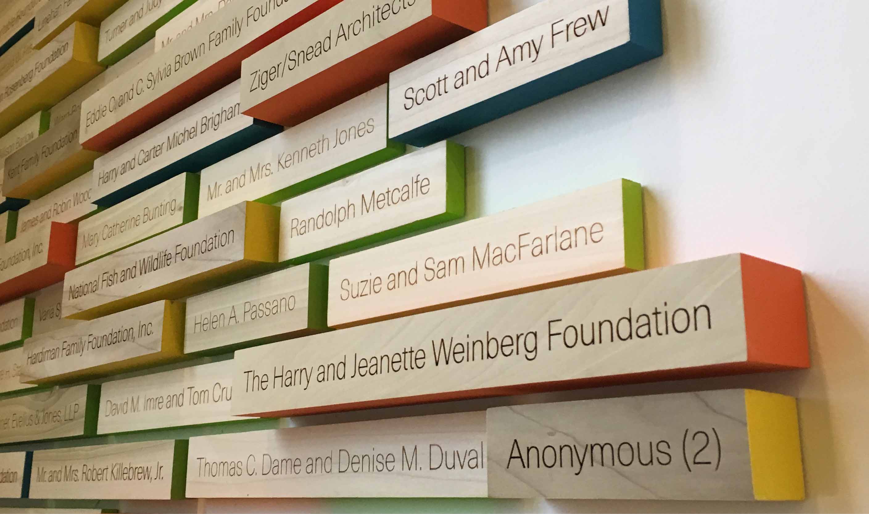 Auchentoroly 公園步行街區室外導視設計-上海環境導視設計公司