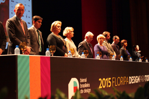 上海VI設計公司欣賞：巴西設計雙年展VI視覺識別設計