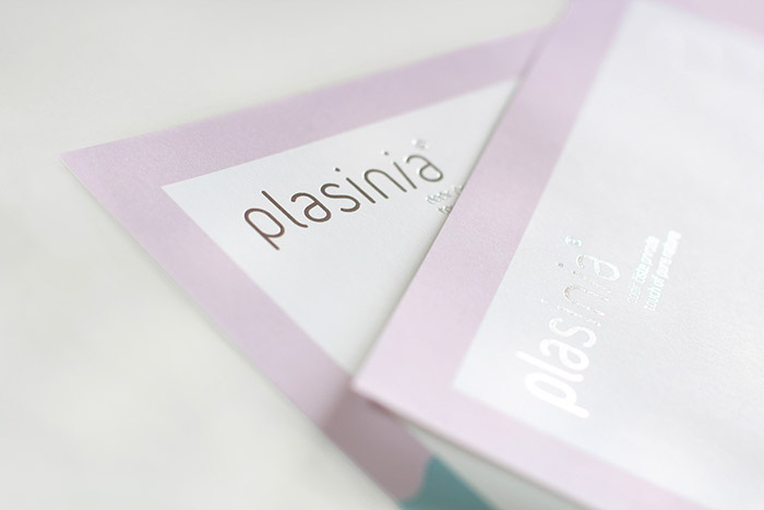 PLASINIA化妝品品牌形象VI設計包裝設計，傳達全天然產品系列