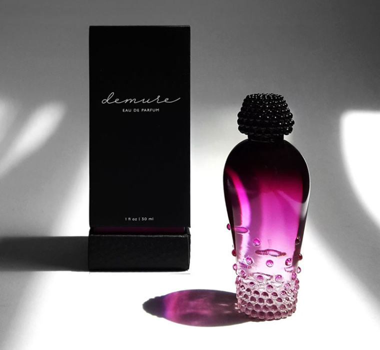 褻瀆香水包裝設計