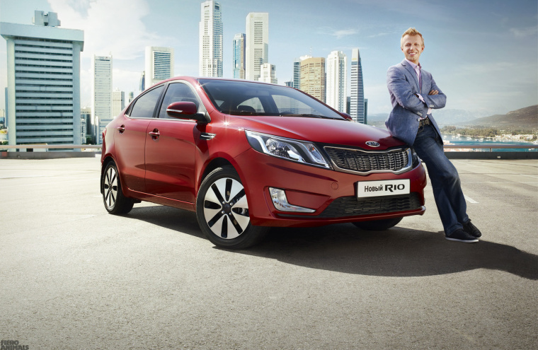 上海海報(bào)設(shè)計(jì)公司欣賞：一組俄羅斯奇幻的汽車與飛機(jī)創(chuàng)意海報(bào)設(shè)計(jì)