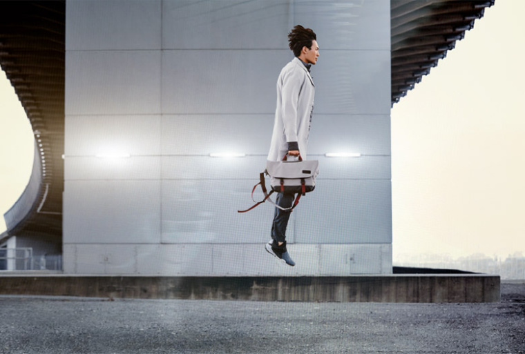 澳洲Crumpler小野人箱包品牌新logo設計，由字母組成的抽象人物