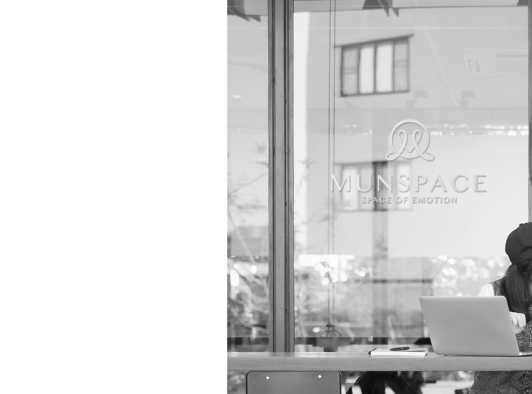 MUNSPACE咖啡（店）品牌形象設計logo設計，簡約心形符號+字母M