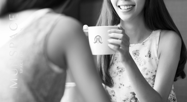 MUNSPACE咖啡（店）品牌形象設計logo設計，簡約心形符號+字母M