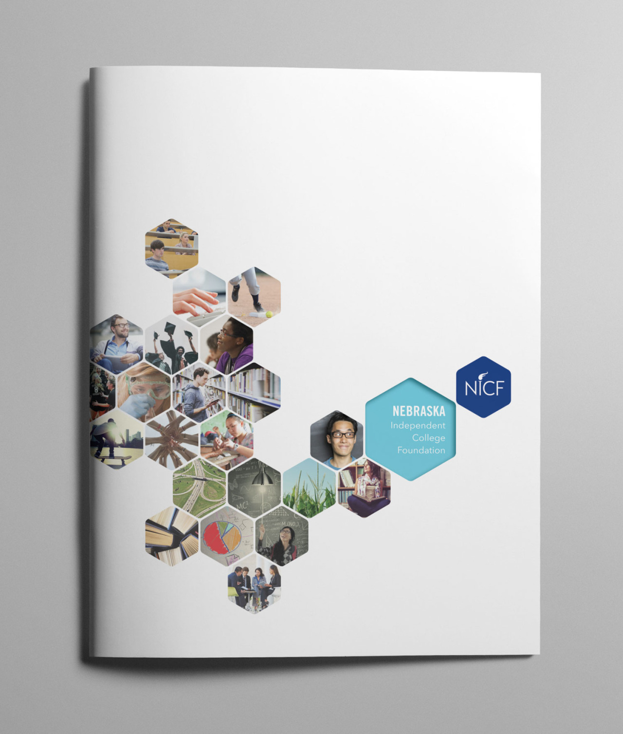 獨立學院基金會NICF宣傳畫冊設計，“蜂窩圖形”帶來的美與節奏感