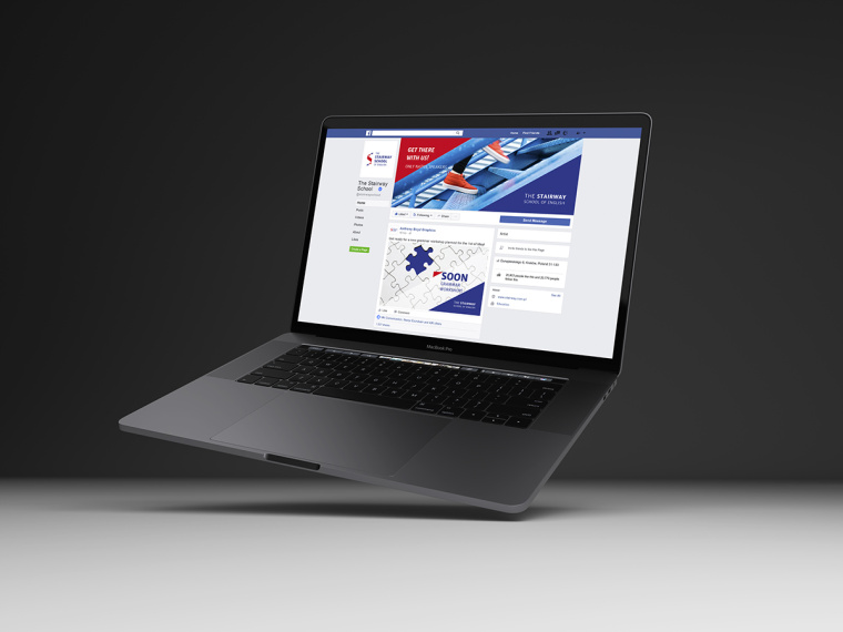 Stairway學校階梯狀標志設計，取自英國國旗的三角元素