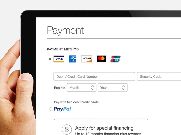 美國運通品牌形象VI設計logo設計，靈活運用白色空間打造簡潔風