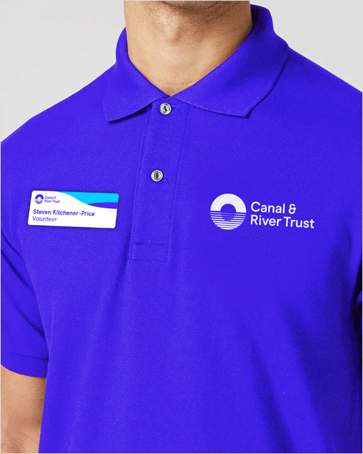 Canal＆River水利水務管理機構品牌形象設計logo設計，橋梁與水波紋結合的圖形