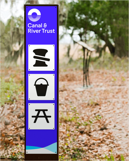 Canal＆River水利水務管理機構品牌形象設計logo設計，橋梁與水波紋結合的圖形